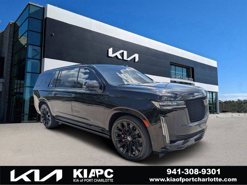 2022 Cadillac Escalade Sport