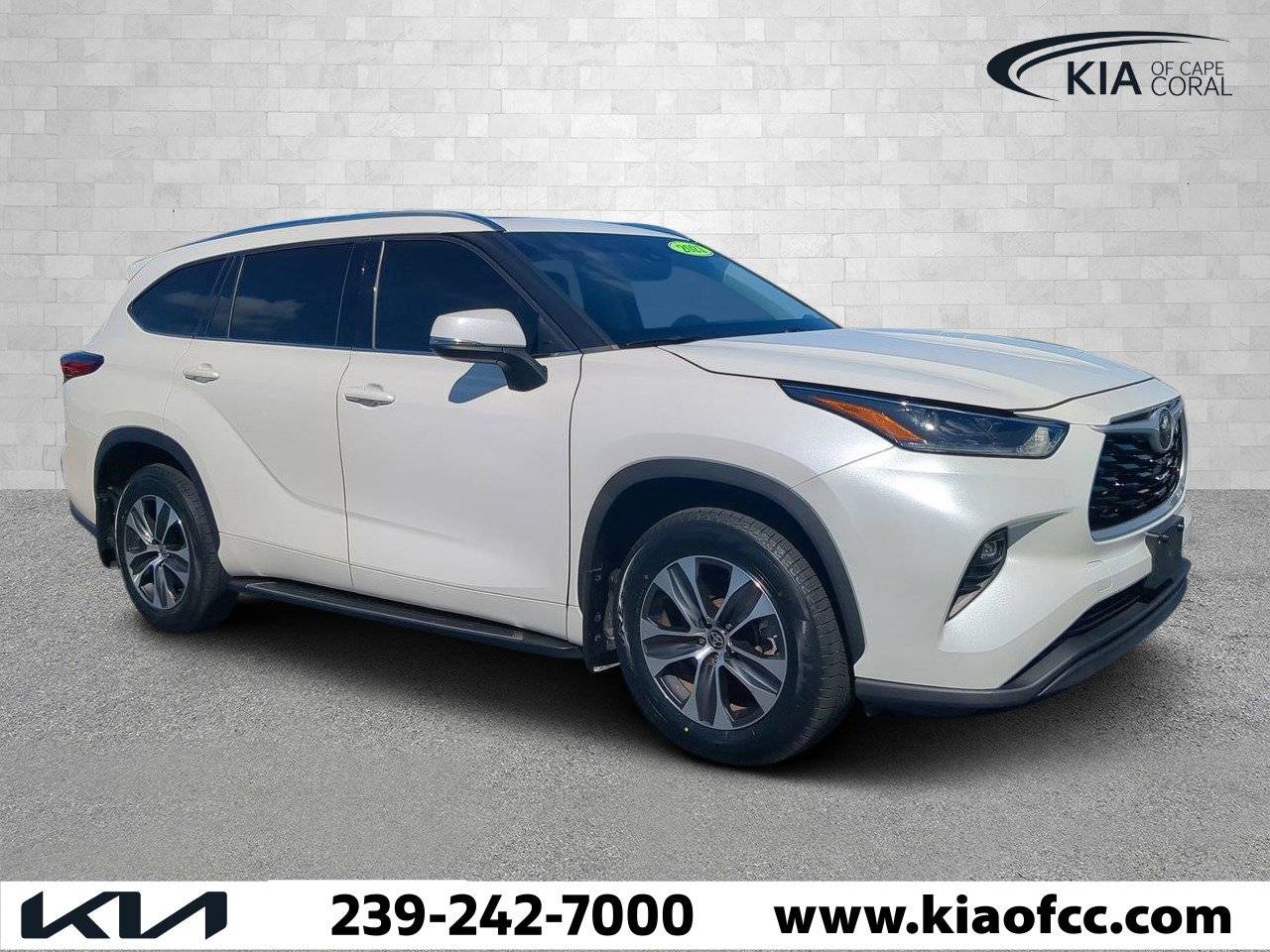 2021 Toyota Highlander XLE — SUV — 85,630 mi — Cape Coral, FL
