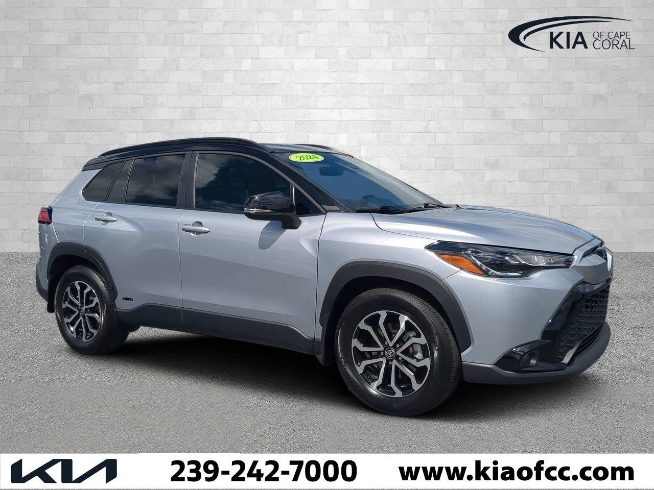 2024 Toyota Corolla Cross Hybrid SE — SUV — 15,646 mi — Cape Coral, FL