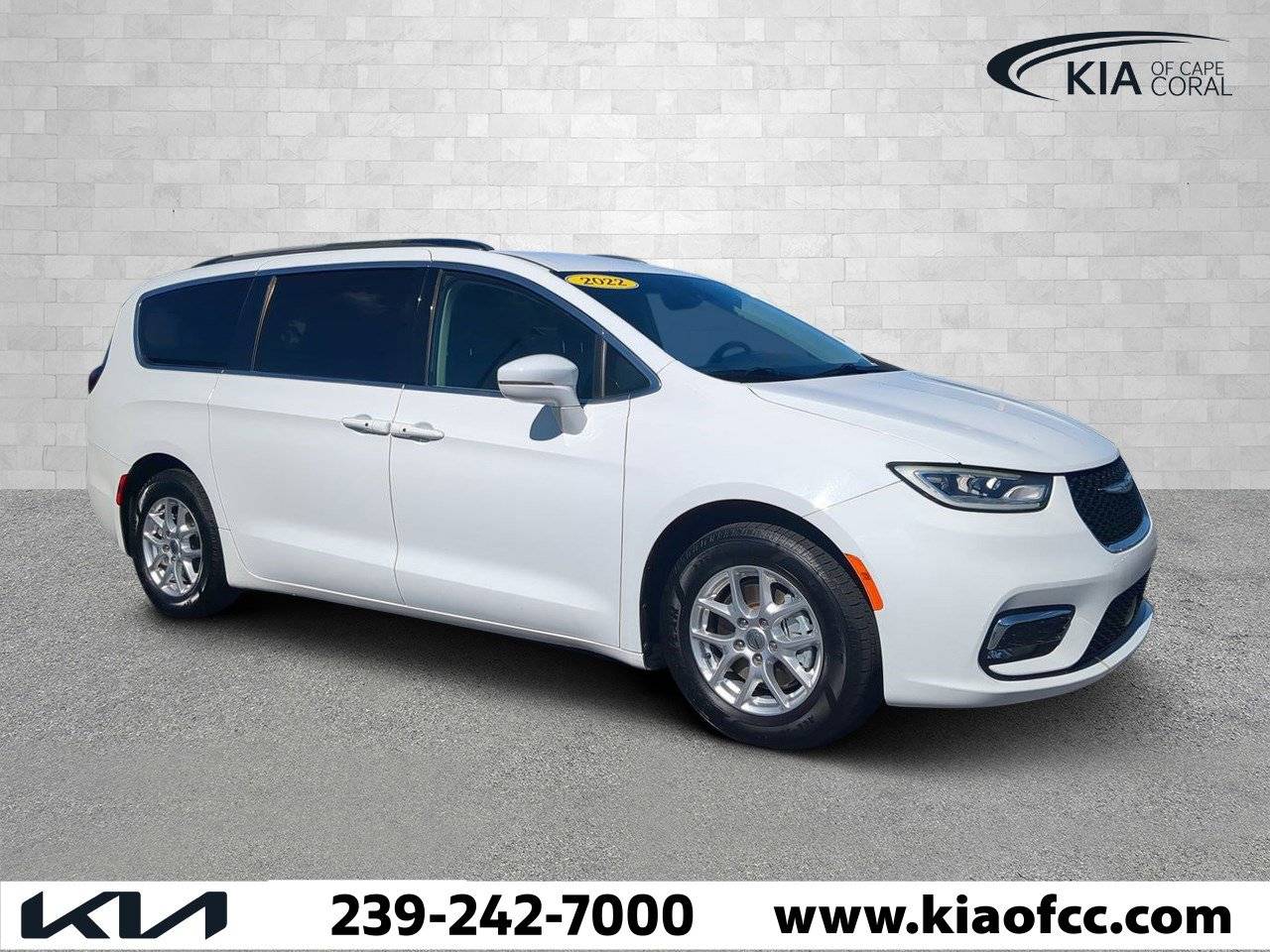 2022 Chrysler Pacifica Touring L — Minivan — 77,240 mi — Cape Coral, FL