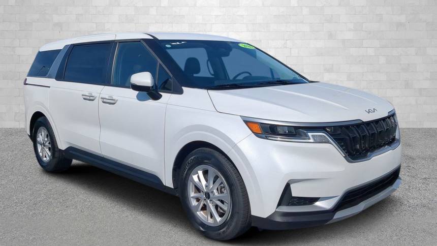 2024 Kia Carnival LXS — Minivan — 21,991 mi — Cape Coral, FL