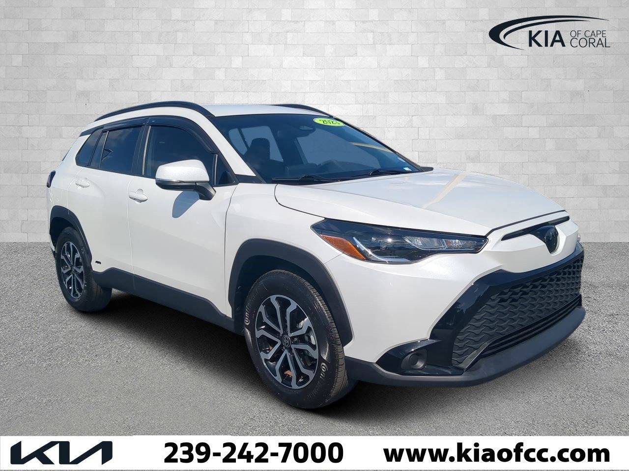 2023 Toyota Corolla Cross Hybrid SE — SUV — 19,472 mi — Cape Coral, FL