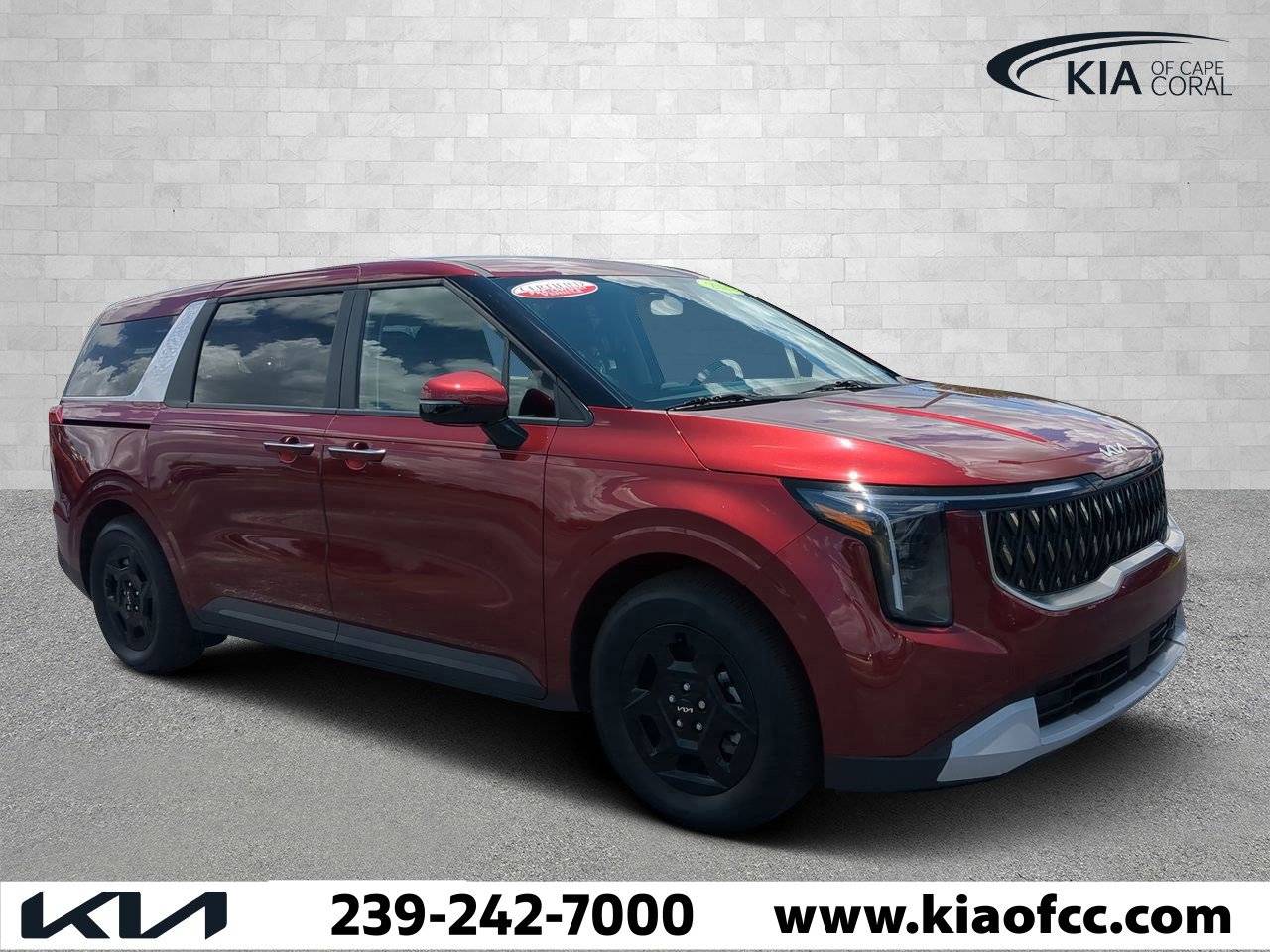 2025 Kia Carnival LXS — Minivan — 9,327 mi — Cape Coral, FL