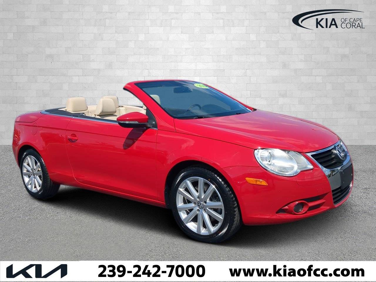 2011 Volkswagen Eos Komfort — Convertible — 77,598 mi — Cape Coral, FL