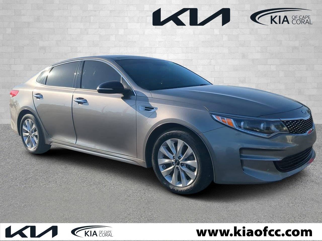 2017 Kia Optima EX — Sedan — 71,886 mi — Cape Coral, FL