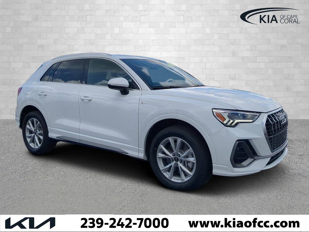2024 Audi Q3 S line Premium — SUV — 32,271 mi — Cape Coral, FL