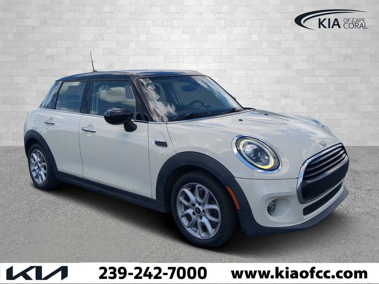 2021 MINI Hardtop Oxford Edition — Hatchback — 72,453 mi — Cape Coral, FL