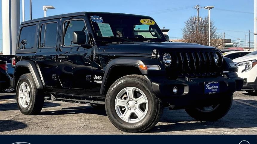 2019 Jeep Wrangler Sport S — SUV — 32,532 mi — Oak Lawn, IL