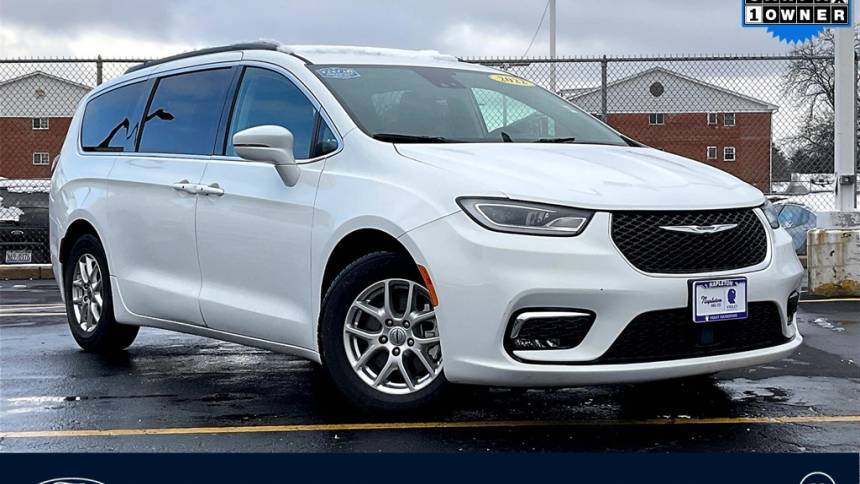 2022 Chrysler Pacifica Touring L — Minivan — 63,725 mi — Oak Lawn, IL