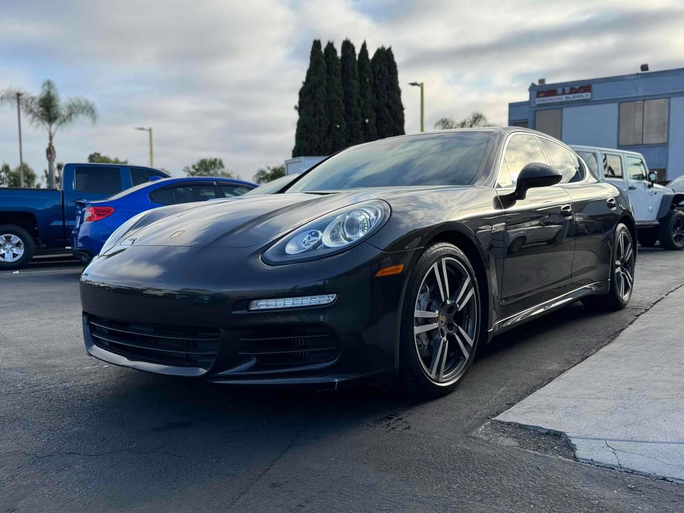 2014 Porsche Panamera S — Sedan — 74,205 mi — La Mesa, CA