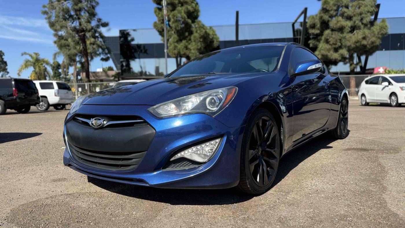 2015 Hyundai Genesis Coupe 3.8 R-Spec — Coupe — 115,424 mi — La Mesa, CA