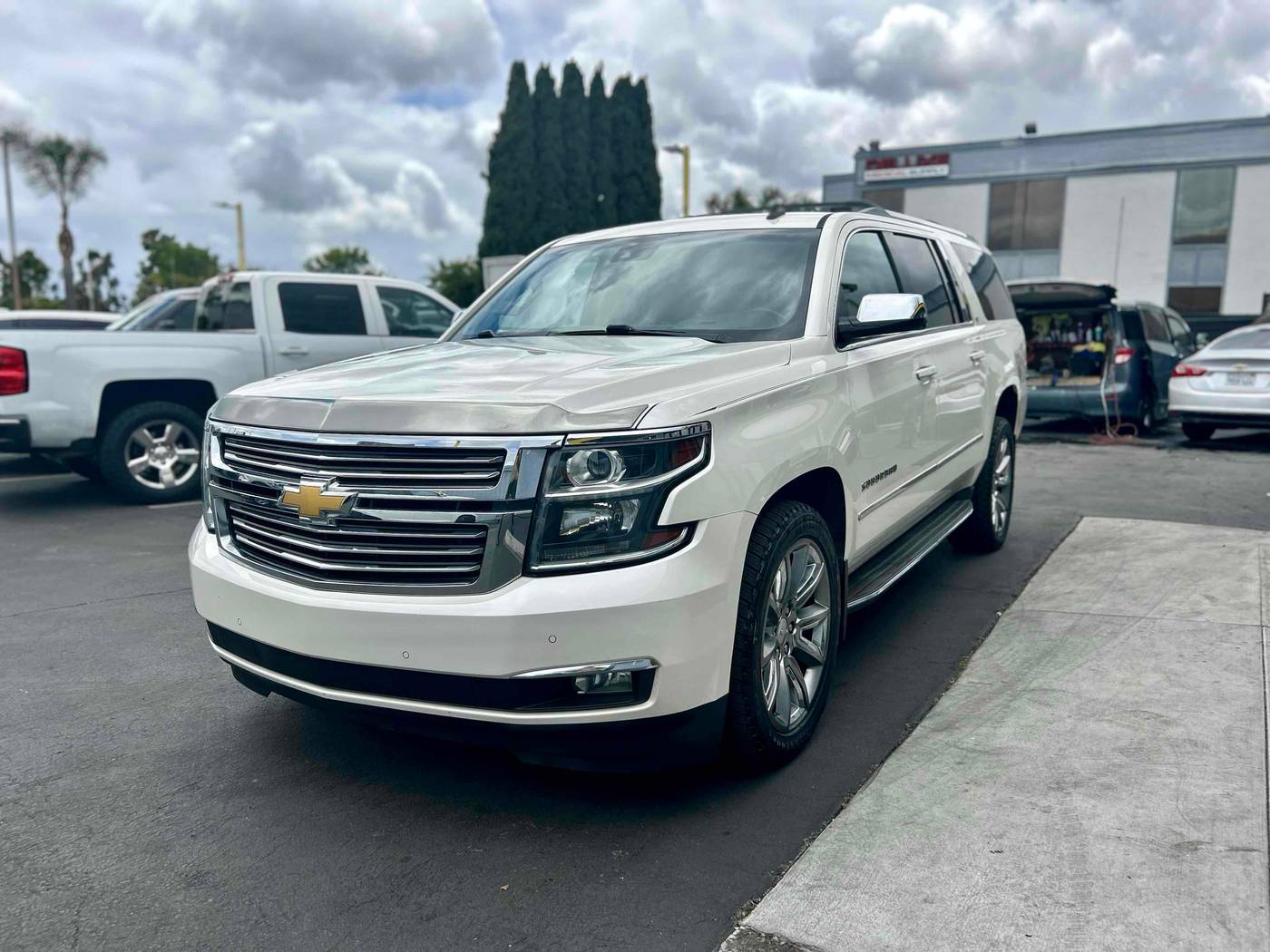 2015 Chevrolet Suburban LTZ — SUV — 178,667 mi — La Mesa, CA