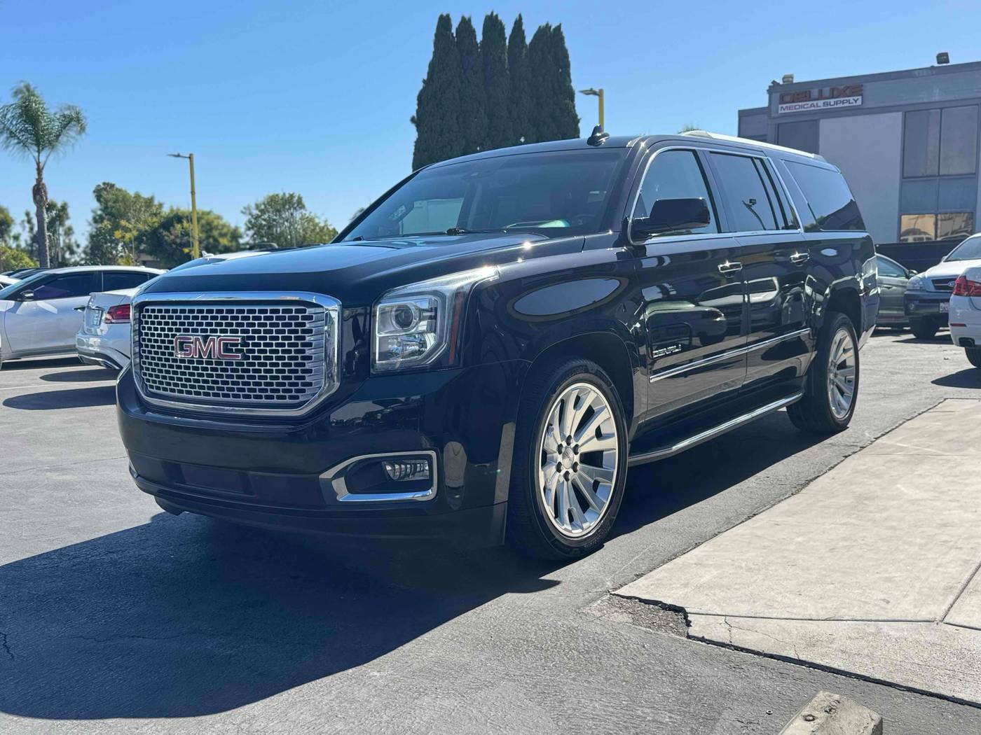 2017 GMC Yukon Denali — SUV — 141,297 mi — La Mesa, CA