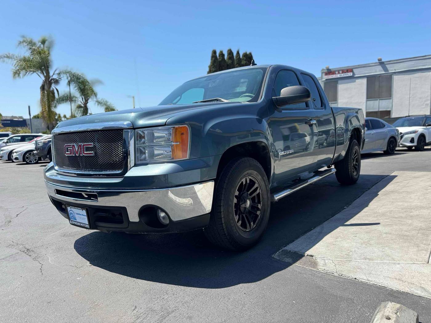 2012 GMC Sierra 1500 SLE — Pickup Truck — 168,771 mi — La Mesa, CA