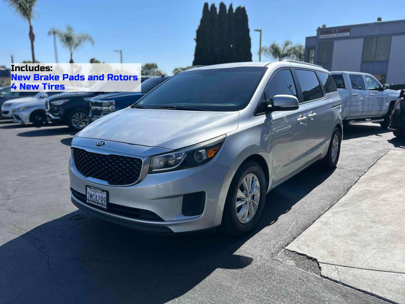 2016 Kia Sedona LX — Minivan — 124,020 mi — La Mesa, CA