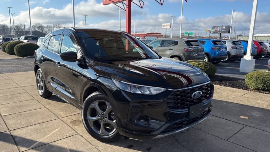 2023 Ford Escape ST-Line — SUV — 15,335 mi — Indianpolis, IN