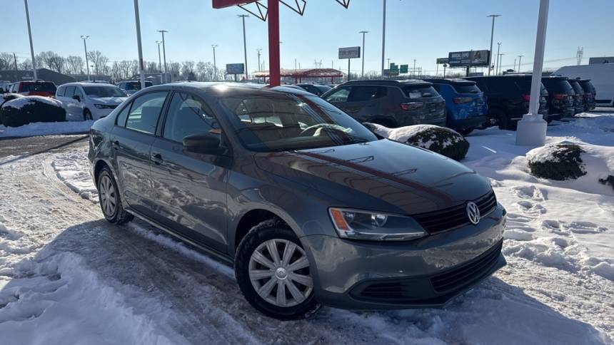 2014 Volkswagen Jetta S — Sedan — 111,000 mi — Indianpolis, IN