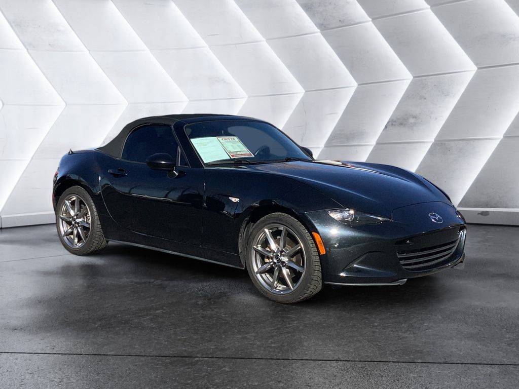 2022 Mazda MX-5 Miata Grand Touring
