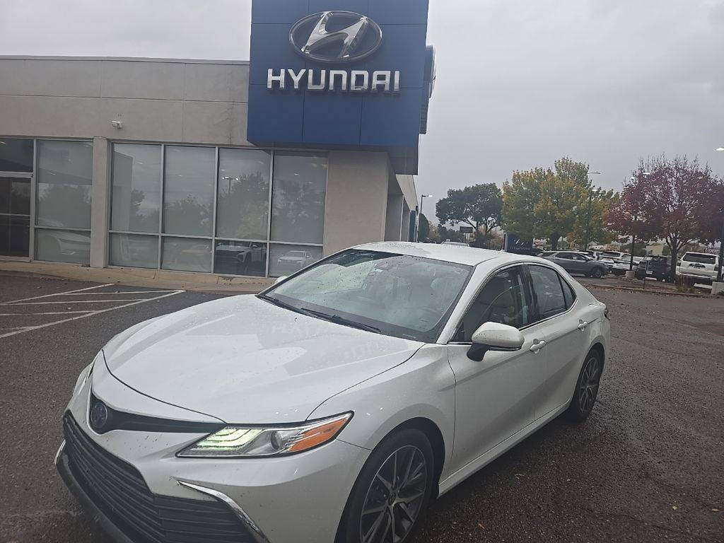 2022 Toyota Camry Hybrid XLE — Sedan — 76,402 mi — Santa Fe, NM