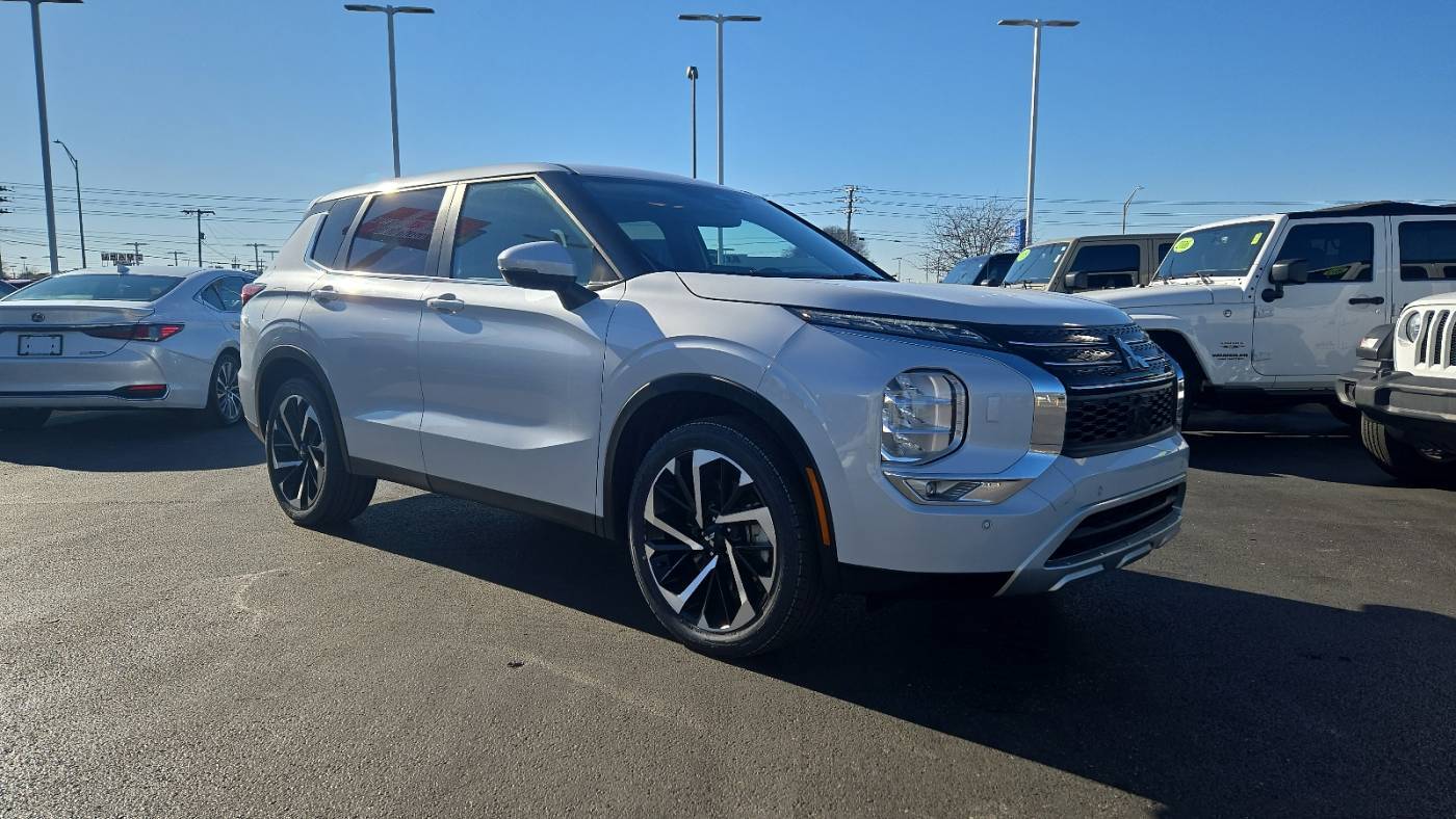 2024 Mitsubishi Outlander SE — SUV — 30,359 mi — Bowling Green, KY