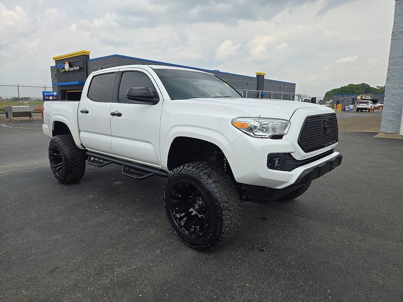 2017 Toyota Tacoma SR — Pickup Truck — 104,750 mi — Bowling Green, KY