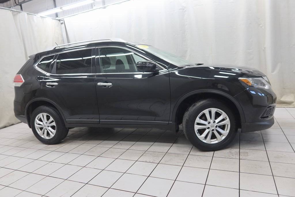 2016 Nissan Rogue SV — SUV — 59,536 mi — Fargo, ND