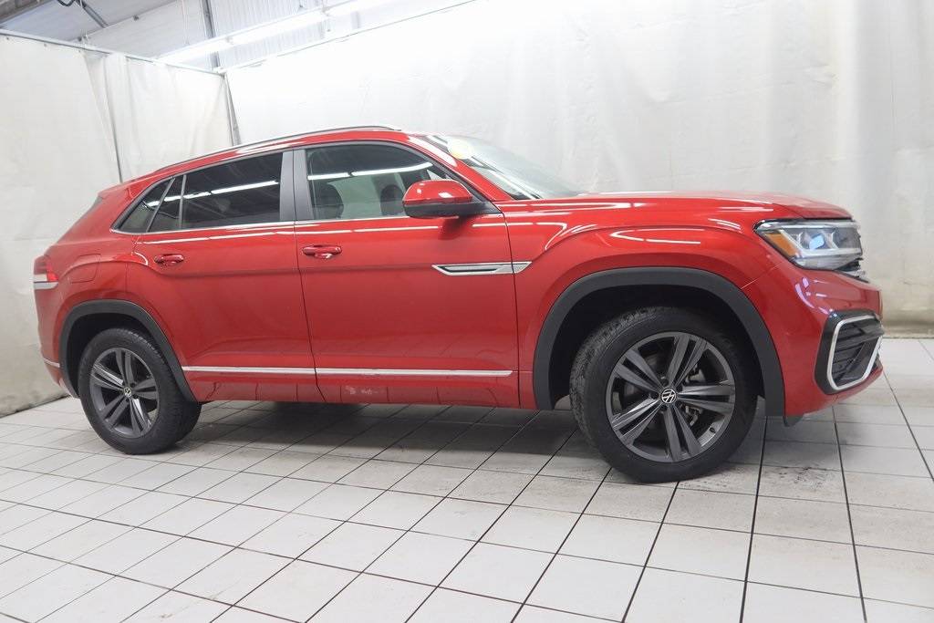 2021 Volkswagen Atlas Cross Sport SE with Technology R-Line — SUV — 73,559 mi — Fargo, ND