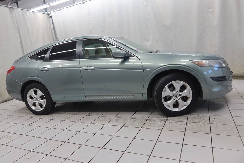 2012 Honda Crosstour EX-L V6 — Sedan — 117,948 mi — Fargo, ND