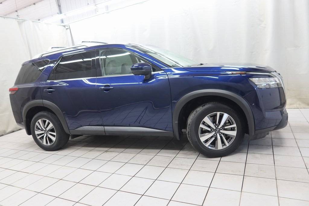 2022 Nissan Pathfinder SL — SUV — 39,741 mi — Fargo, ND