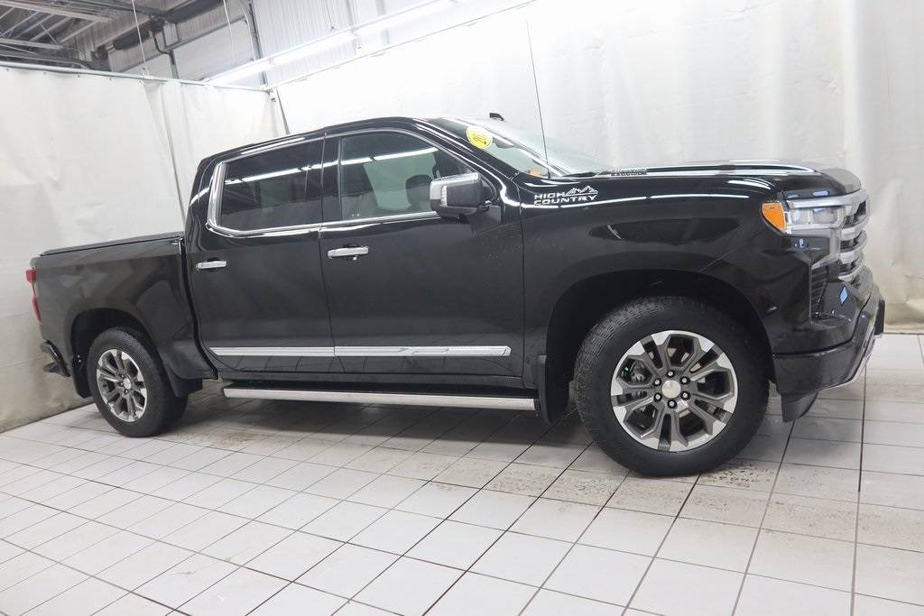 2023 Chevrolet Silverado 1500 High Country — Pickup Truck — 40,415 mi — Fargo, ND