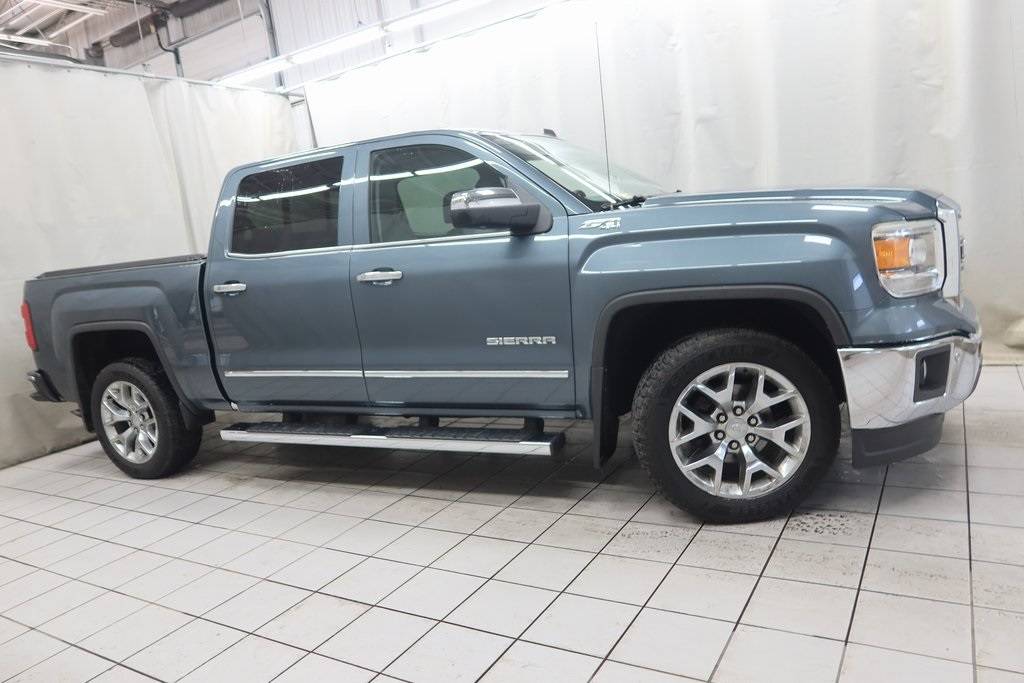 2014 GMC Sierra 1500 SLT — Pickup Truck — 105,245 mi — Fargo, ND