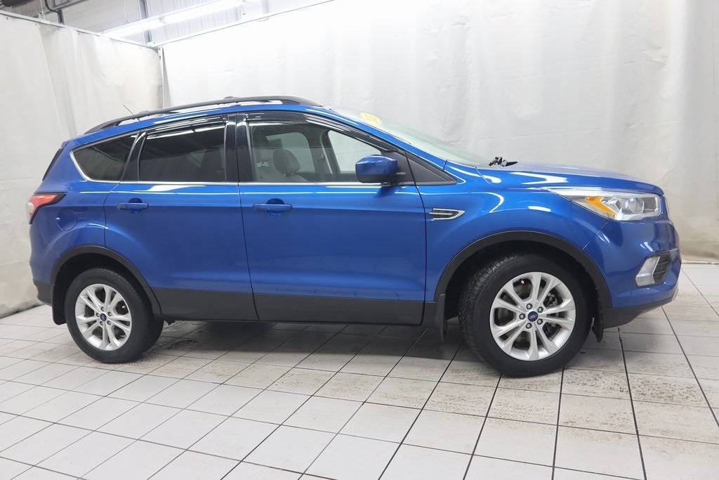 2017 Ford Escape SE — SUV — 111,028 mi — Fargo, ND