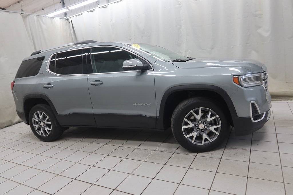 2023 GMC Acadia SLT — SUV — 83,010 mi — Fargo, ND