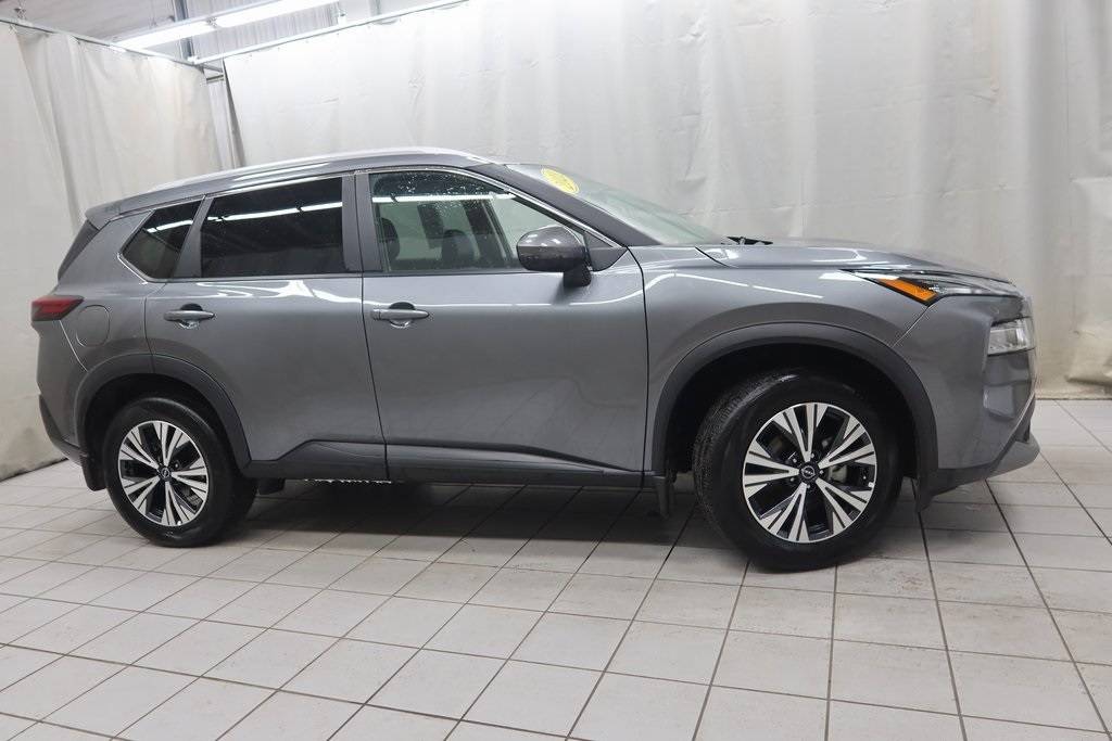 2023 Nissan Rogue SV — SUV — 13,752 mi — Fargo, ND