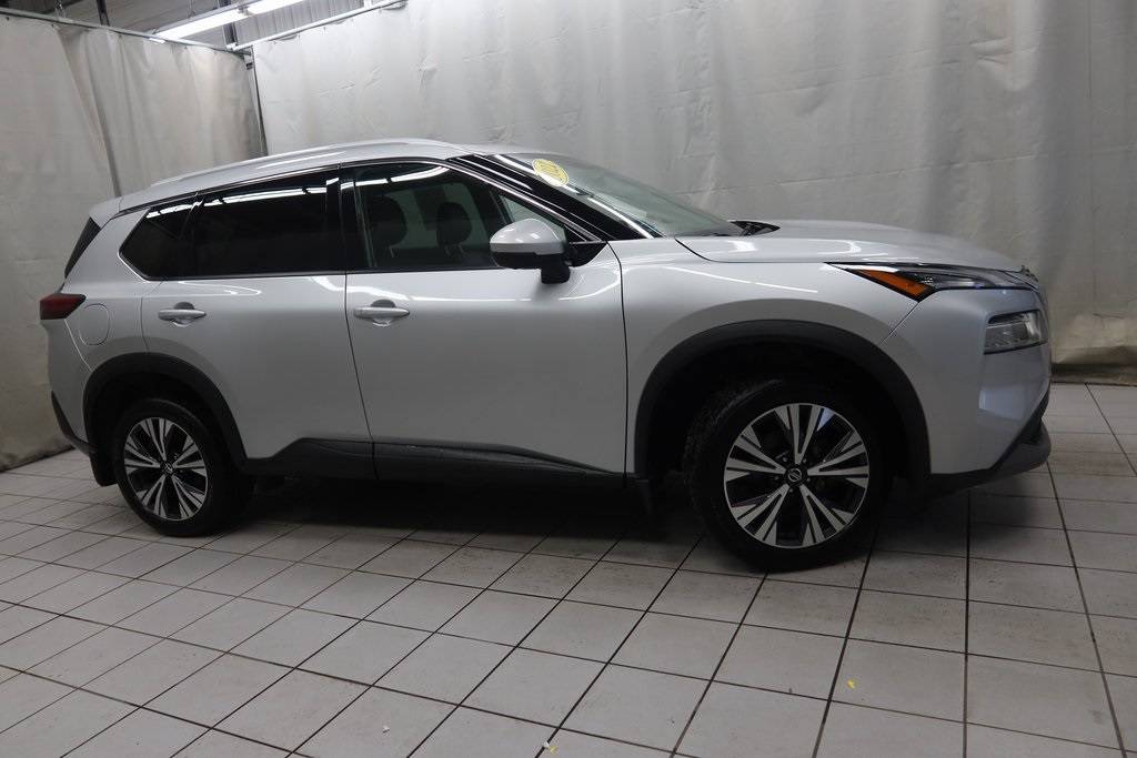 2021 Nissan Rogue SV — SUV — 84,353 mi — Fargo, ND