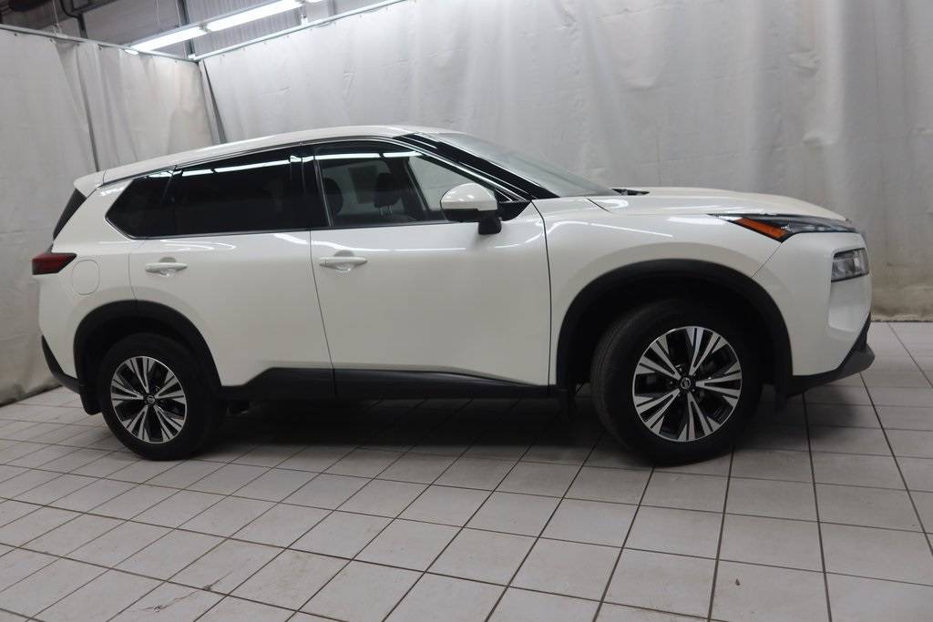 2021 Nissan Rogue SV — SUV — 17,117 mi — Fargo, ND