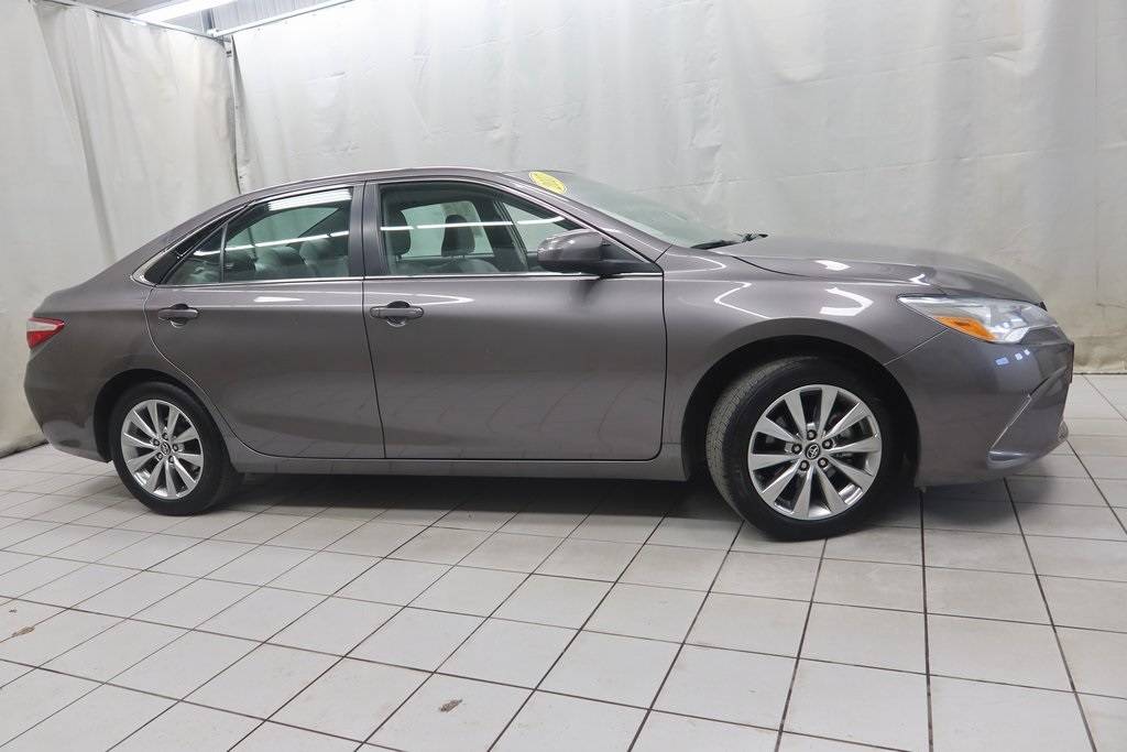 2017 Toyota Camry XLE — Sedan — 84,737 mi — Fargo, ND
