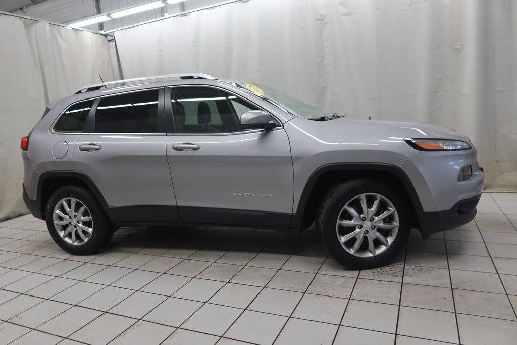 2018 Jeep Cherokee Limited — SUV — 147,919 mi — Fargo, ND