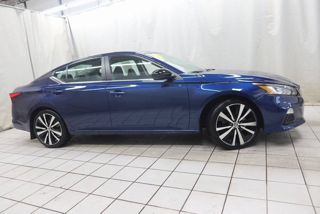 2022 Nissan Altima SR — Sedan — 27,050 mi — Fargo, ND