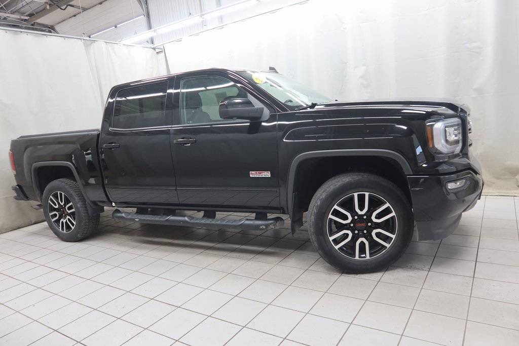 2017 GMC Sierra 1500 SLT — Pickup Truck — 113,099 mi — Fargo, ND