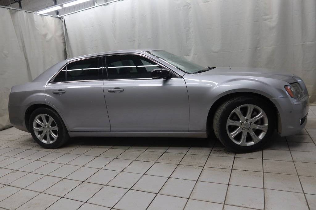 2013 Chrysler 300 S Glacier — Sedan — 155,959 mi — Fargo, ND