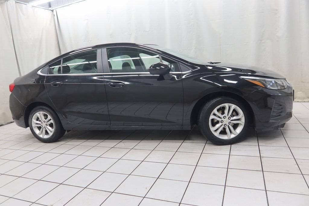 2019 Chevrolet Cruze LT — Sedan — 48,933 mi — Fargo, ND
