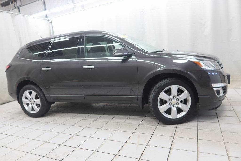 2017 Chevrolet Traverse LT — SUV — 93,230 mi — Fargo, ND