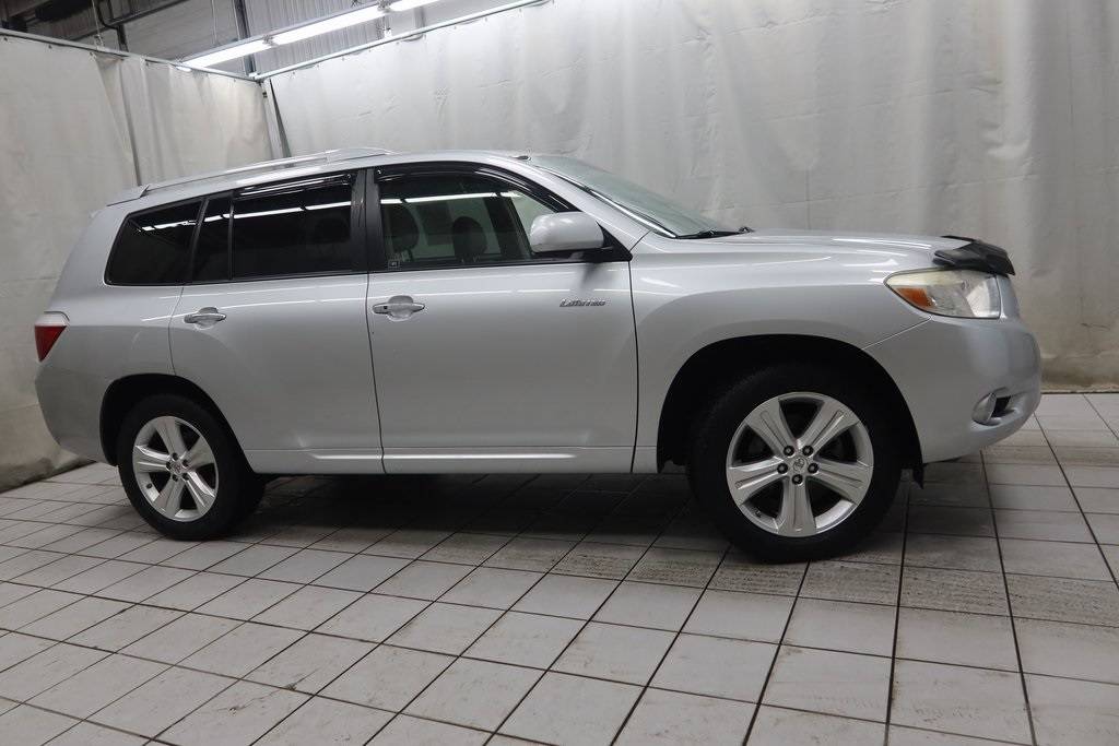 2008 Toyota Highlander Limited — SUV — 147,603 mi — Fargo, ND
