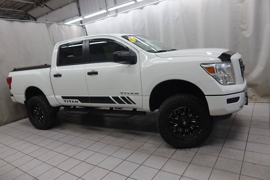 2023 Nissan Titan SV — Pickup Truck — 12,100 mi — Fargo, ND