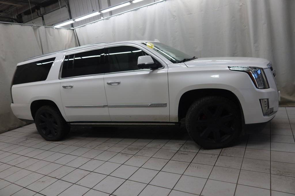 2016 Cadillac Escalade Premium — SUV — 132,756 mi — Fargo, ND