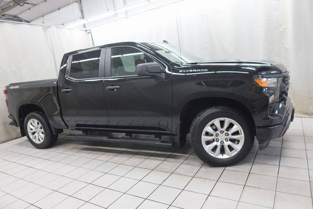2023 Chevrolet Silverado 1500 Custom — Pickup Truck — 139,132 mi — Fargo, ND