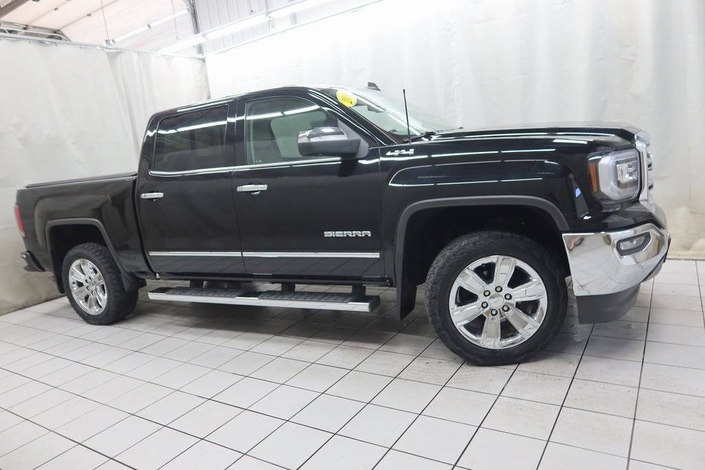 2018 GMC Sierra 1500 SLT — Pickup Truck — 105,742 mi — Fargo, ND