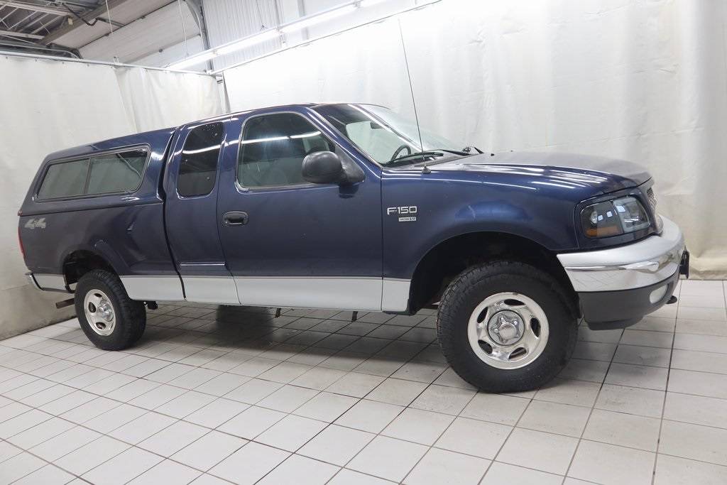 2004 Ford F-150 Heritage XL — Pickup Truck — 175,774 mi — Fargo, ND