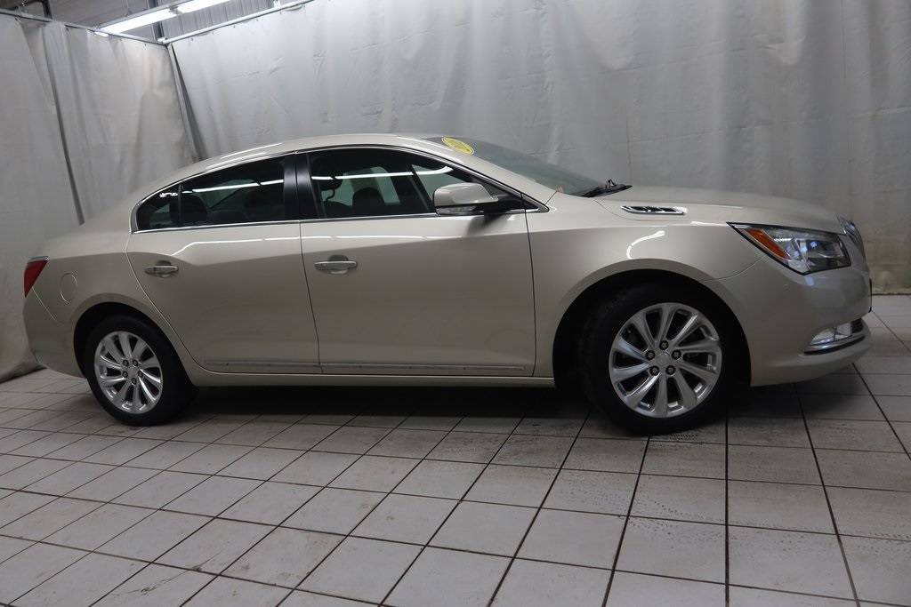 2016 Buick LaCrosse Leather — Sedan — 77,077 mi — Fargo, ND